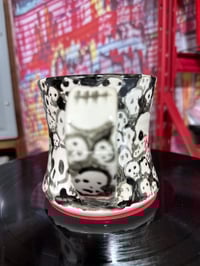 Image 18 of 100 Skulls