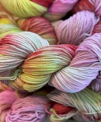 Jelli Belli Worsted yarn