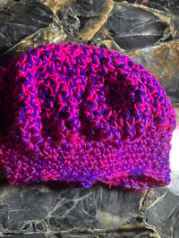 Hodge Bonnet pink, purple mix