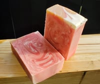Image 1 of Pomegranate Champagne Soap