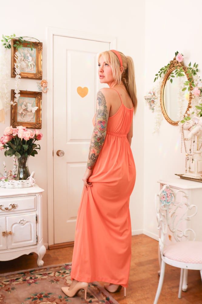 Image of WOW Vintage 1970s Gilead Tangerine Dream Floor Length Nightgown (Small)