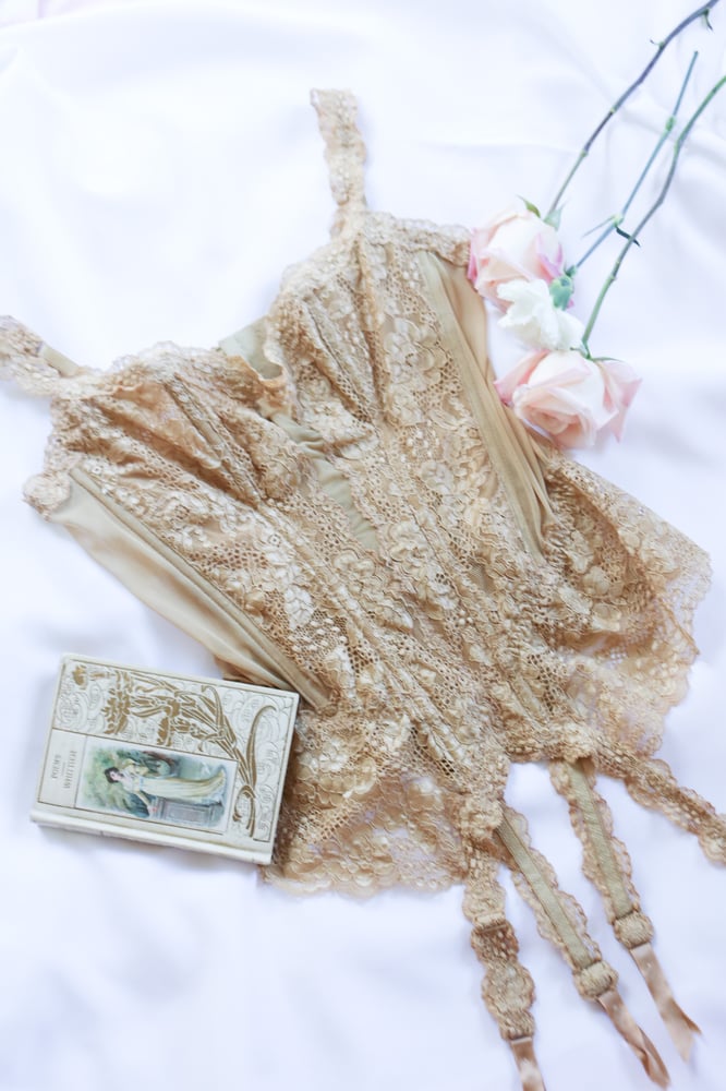 Image of 90s Victorias Secret Sand Bustier with Garters (38)