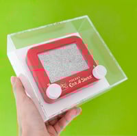 Image 2 of Petals Etch A Sketch