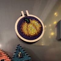 Image 2 of Magnet Golden Pumpkin