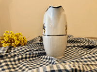 Image 4 of Petit pot à lait ancien