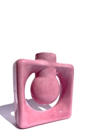Image 1 of Vase SQUARE - MIAMI PINK