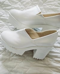 Image 2 of PRISSY VINTAGE White cleated chunky heel platform shoes size UK5