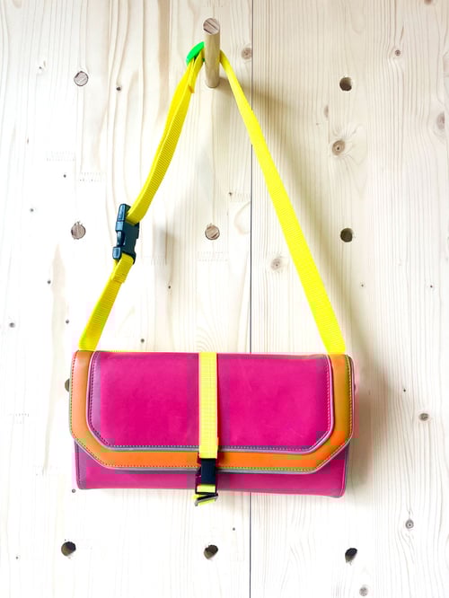 Image of Superstrap 10
