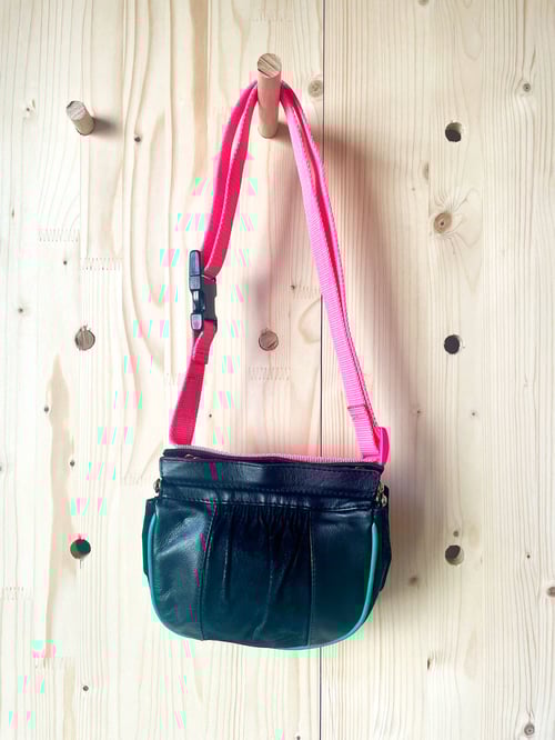 Image of Superstrap 12