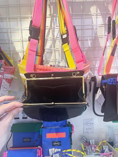 Image of Superstrap 12