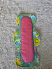 Image 5 of Linen Pad Set for Teens & Petites - Retro Daisy