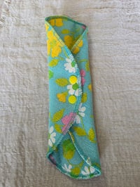 Image 7 of Linen Pad Set for Teens & Petites - Retro Daisy