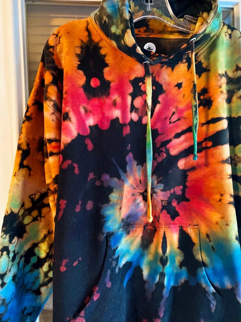 CUSTOM - HOODIE