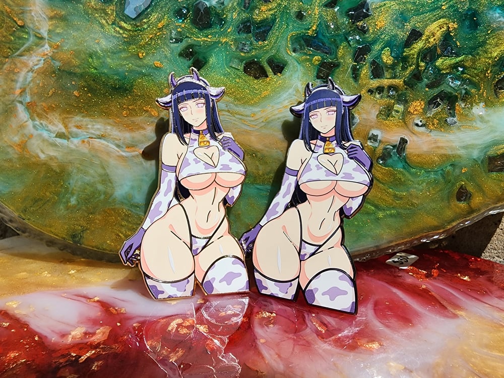 Image of Cow Hina Chan