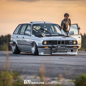 Image of KUWTB Kustoms E30 Touring by @Krisueh