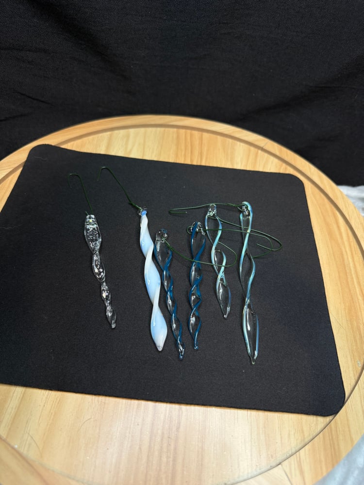 Image of Ribbon Icicles