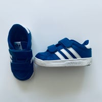 Image 1 of Adidas trainers size uk 5 
