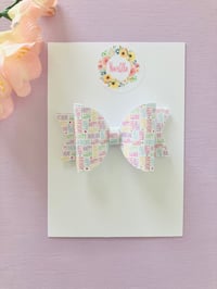 Image 1 of Birthday bow 