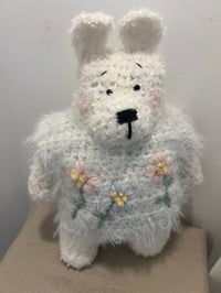 Image 2 of 🤍 Lune the Bear – A Whisper of Moonlight and Flowers