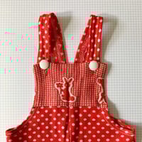 Image 3 of Salopette rouge lapins 12/18 mois seconde main années 70