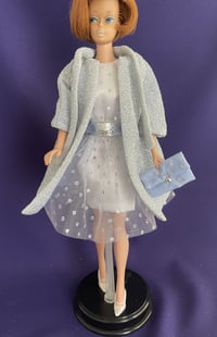 Image 2 of Barbie - "Glimmer Glamour" Reproduction Variation Blue Ice
