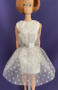 Image 4 of Barbie - "Glimmer Glamour" Reproduction Variation Blue Ice