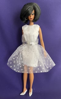 Image 6 of Barbie - "Glimmer Glamour" Reproduction Variation Blue Ice