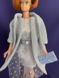 Image 12 of Barbie - "Glimmer Glamour" Reproduction Variation Blue Ice
