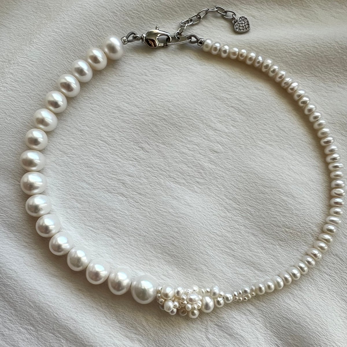 Image of Cloud 9 pearl necklace