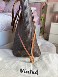 Image 7 of Louis Vuitton Neverfull MM Monogram