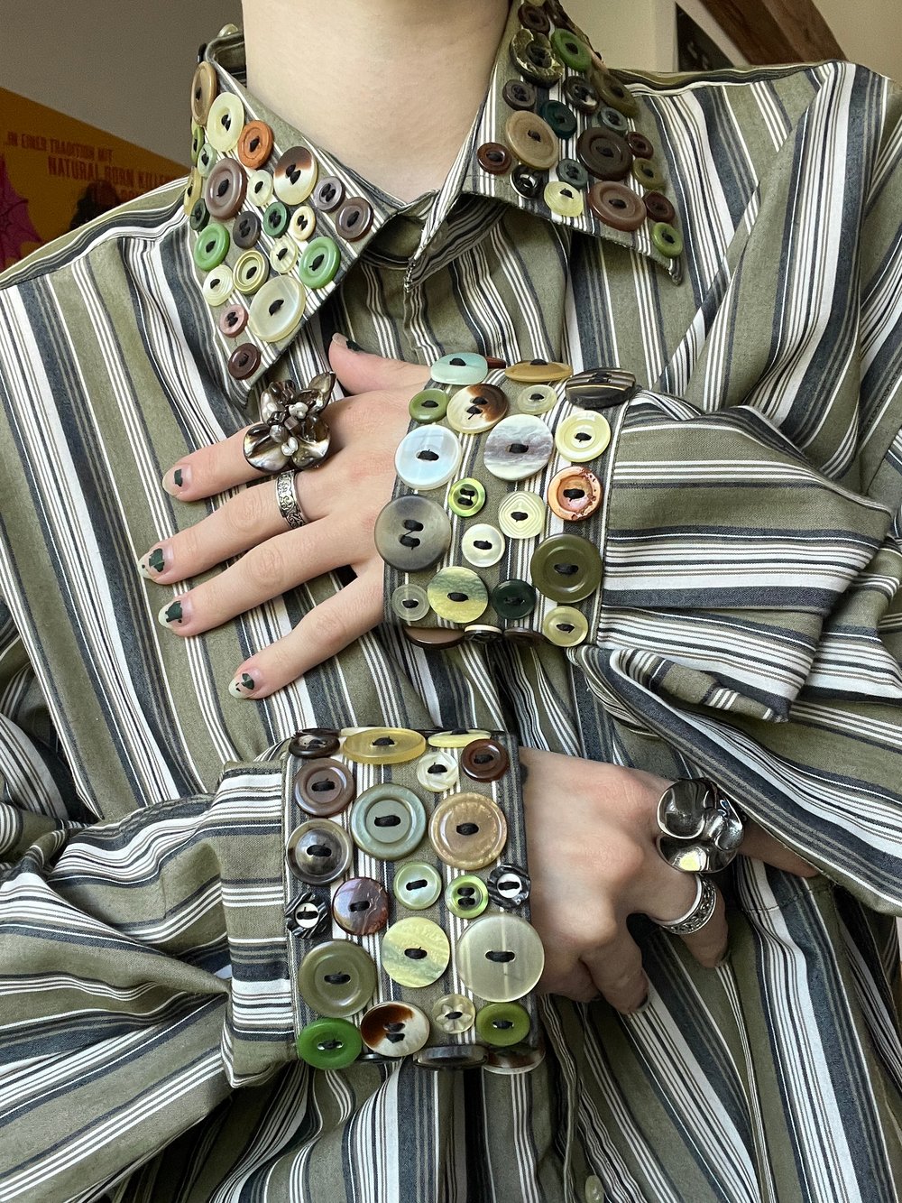 Image of CUTE AS A BUTTON SHIRT #1.3