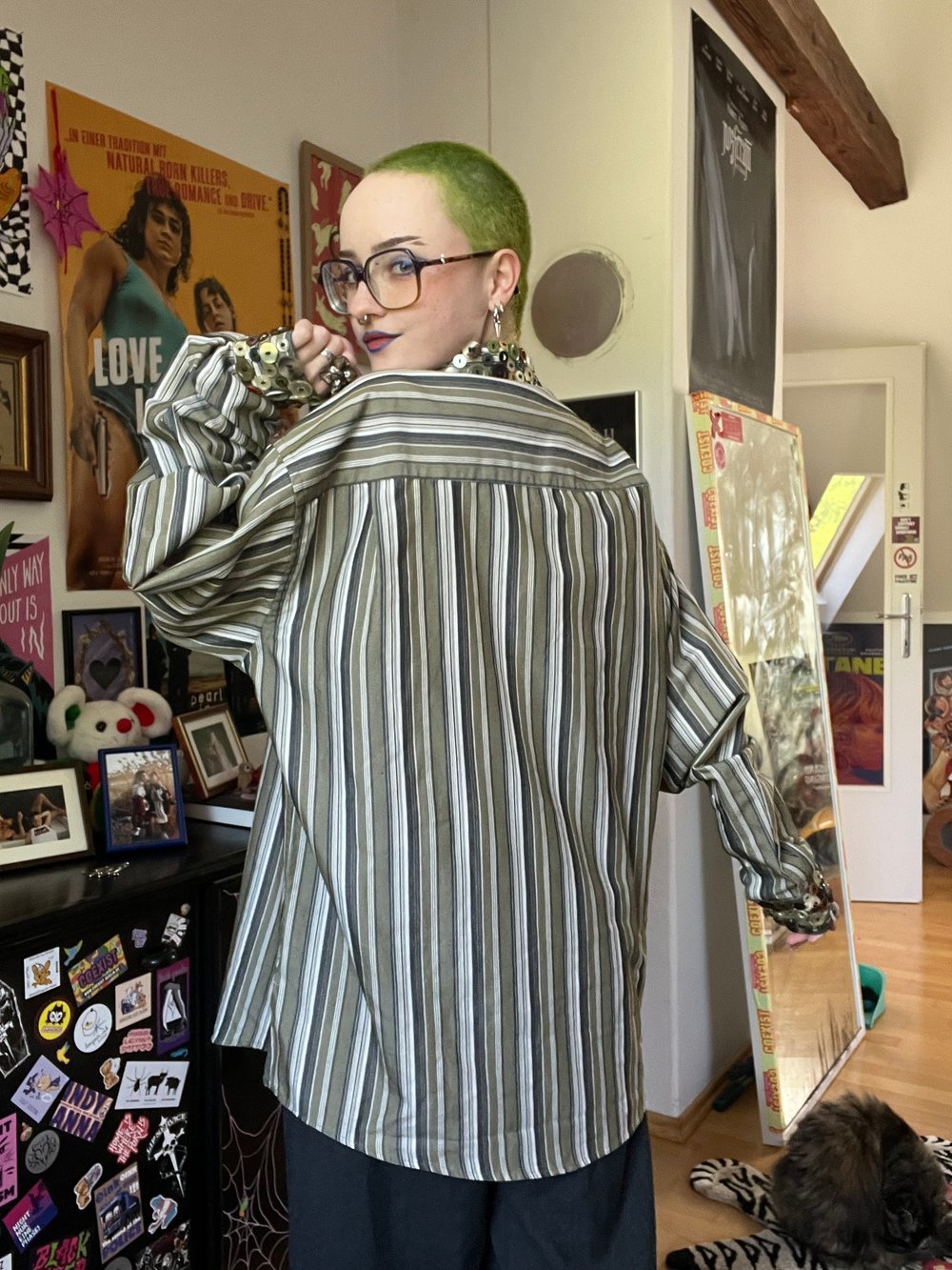 Image of CUTE AS A BUTTON SHIRT #1.3