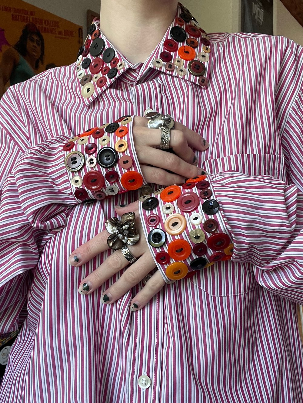 Image of CUTE AS A BUTTON SHIRT #1.4
