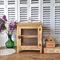 Image 1 of ANCIEN GARDE-MANGER
