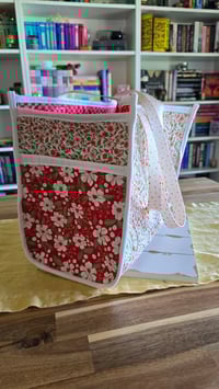 Image 2 of Garden Party quilted tote bag