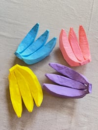Image 2 of Paper Bananas : Yellow