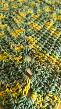 Image 2 of Tree Star - crochet star table rug 