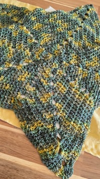 Image 3 of Tree Star - crochet star table rug 