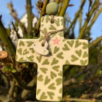 Image 2 of Croix Carrée Mini-Coeur