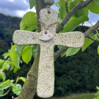 Image 1 of Grande Croix Arrondie petit "Léopard" de Cécile