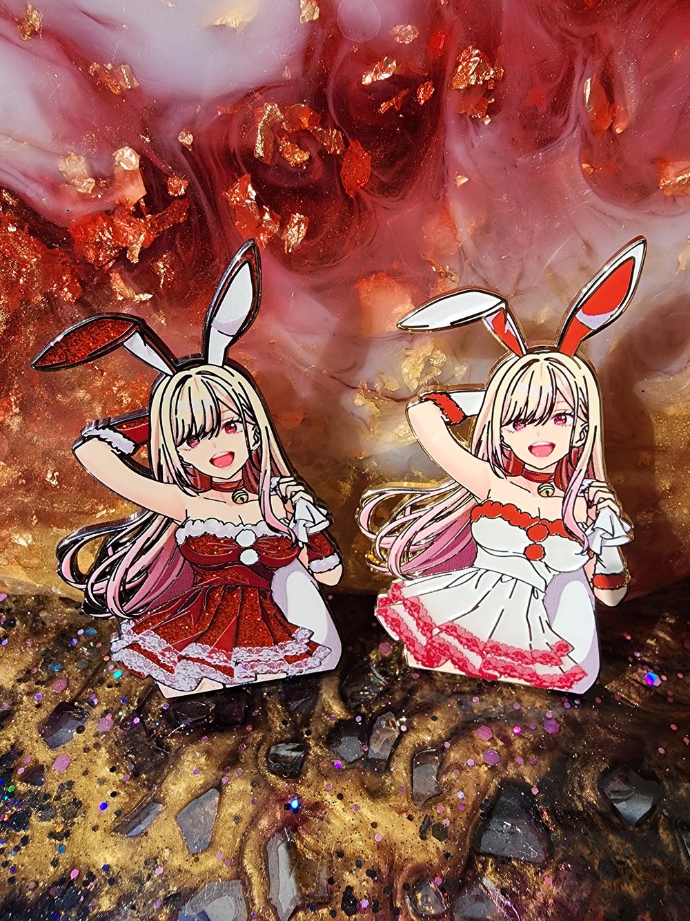Image of Bunny Marin In Hands