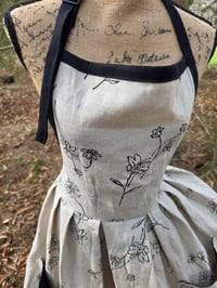 Image 5 of Linen Pinafore Apron in Flax & Floral 