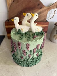 Image 3 of 6” ROUND CAKE (10 GENEROUS SERVES) Please read the description carefully!