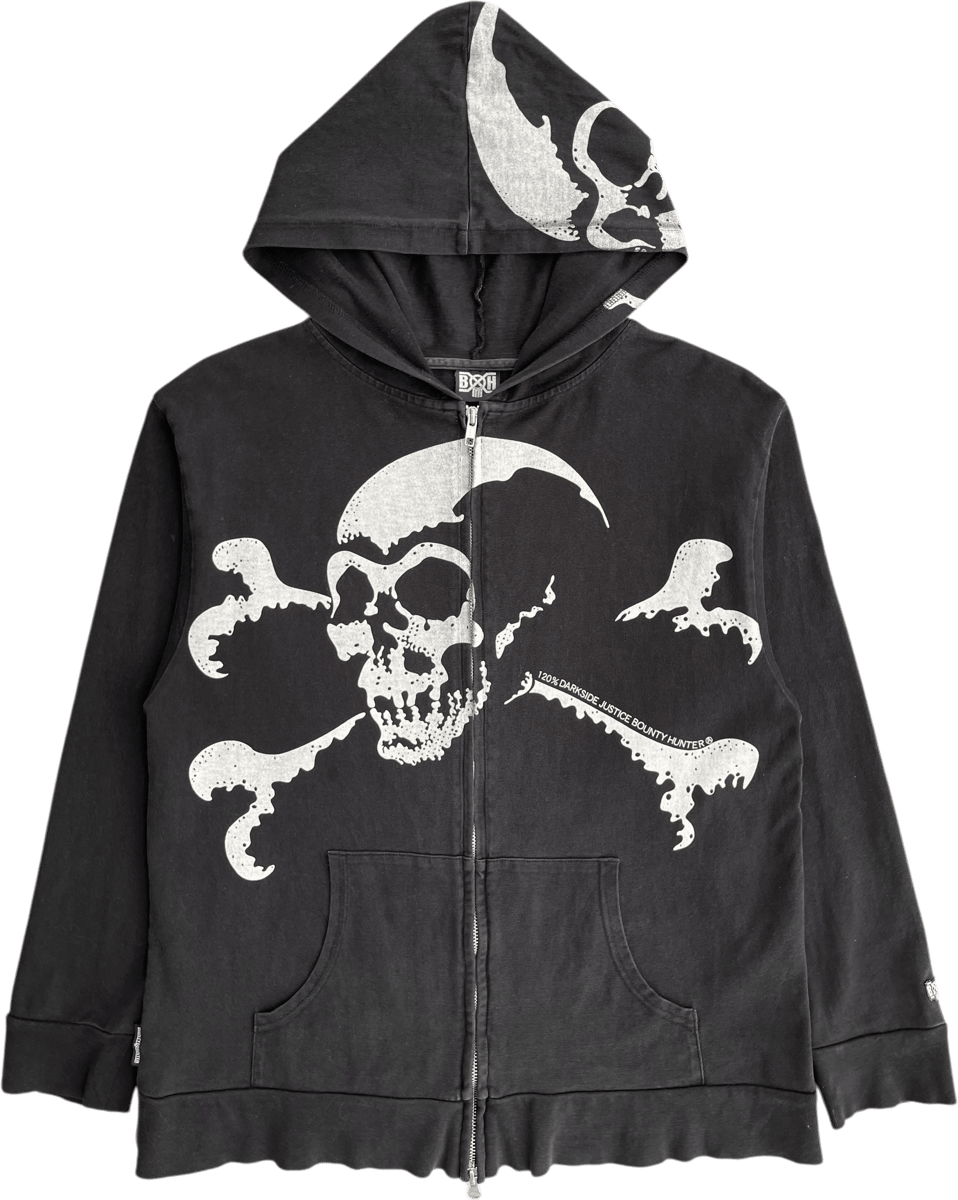 Neighborhood x Bounty Hunter Skulls-Kun Figure - US
