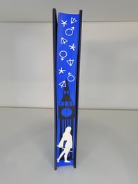 Image 2 of Hardcover Throne of Glass by Sarah J Mass