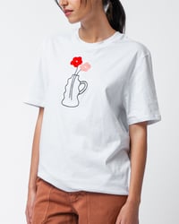 Image 4 of BLOOM - T-shirt ricamata