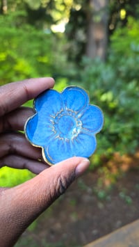 Image 3 of Flower Magnets