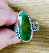 Image 4 of size 10 chunky green turquoise ring with engraved rose band