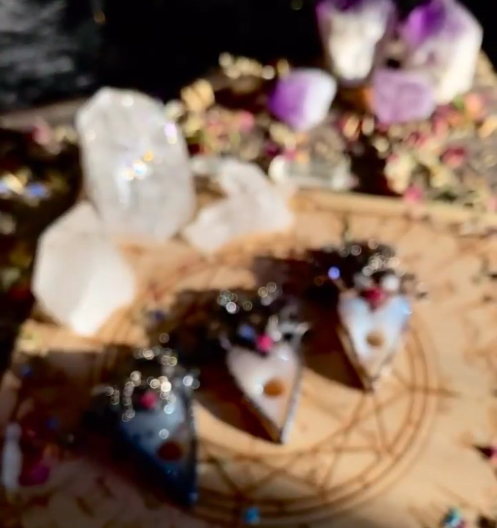 Queen of Hearts Amulets 