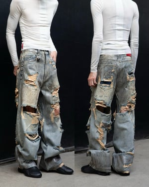 Image of LATUI ATELIER - Crisis Craver Jeans